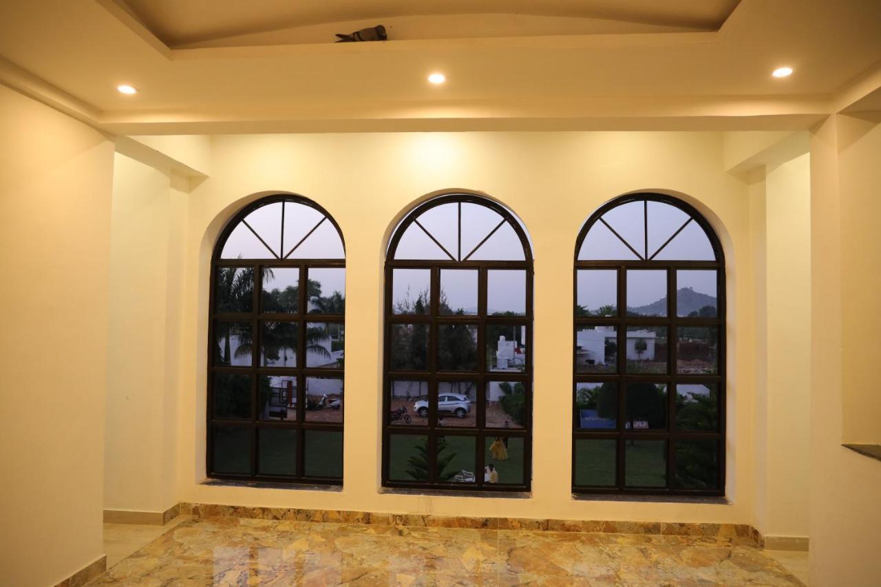 פושקאר Winter Mountain Resort מראה חיצוני תמונה
